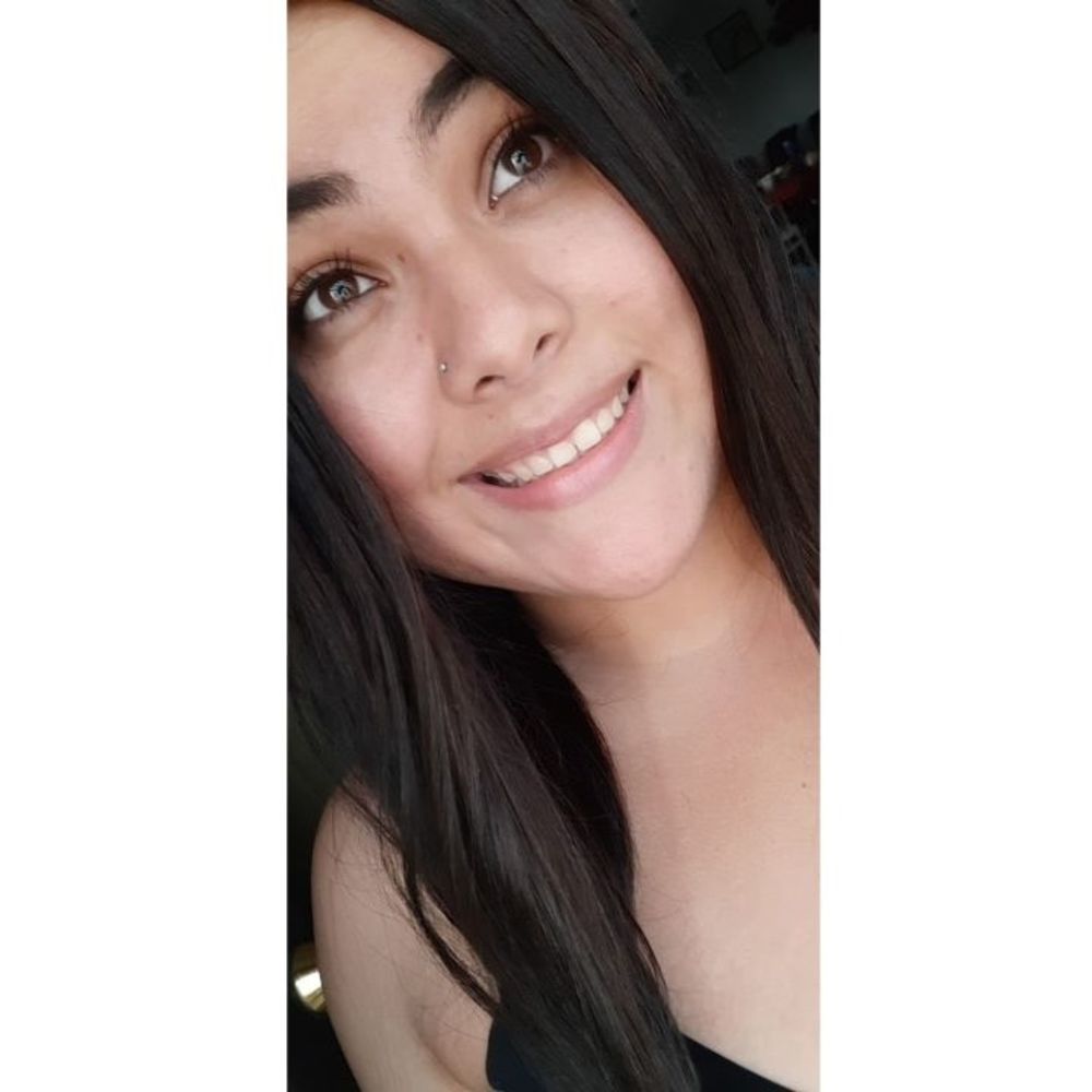 Meet your Posher, Isabel